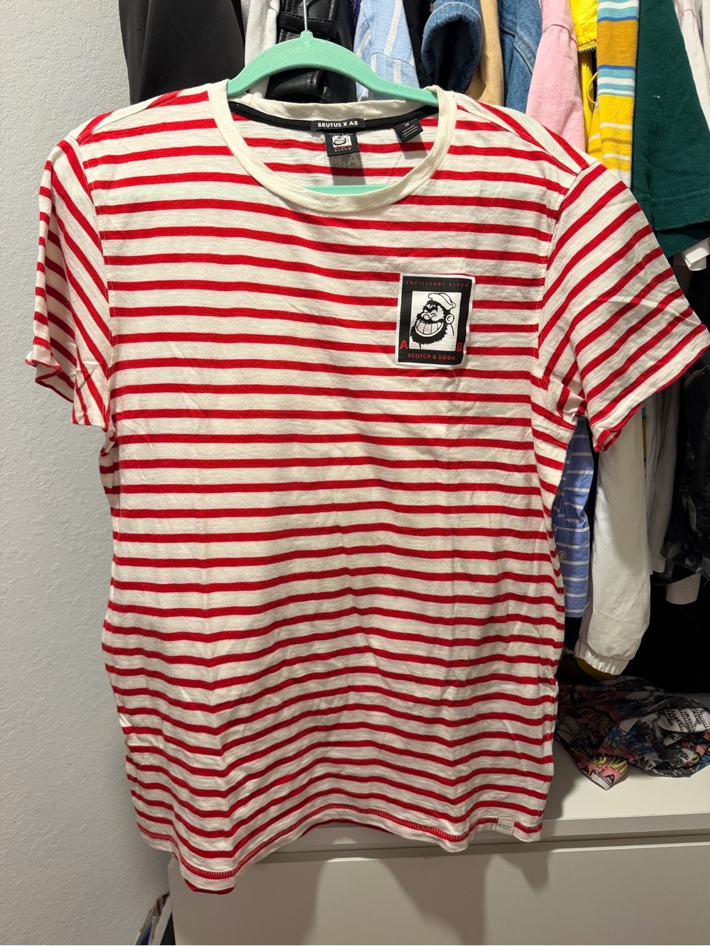 Scotch & Soda men’s Brutus medium size M Red Stripe Crewneck T-Shirt